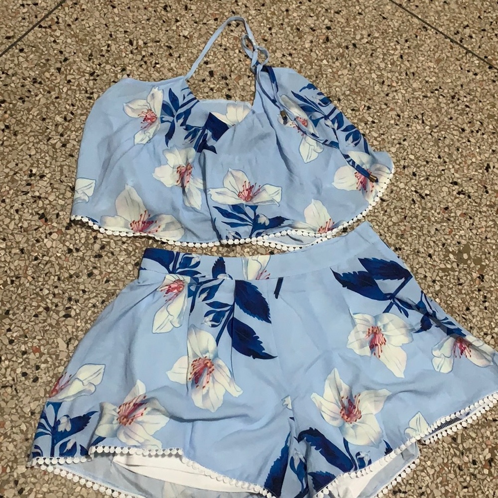 Nice two pieces
